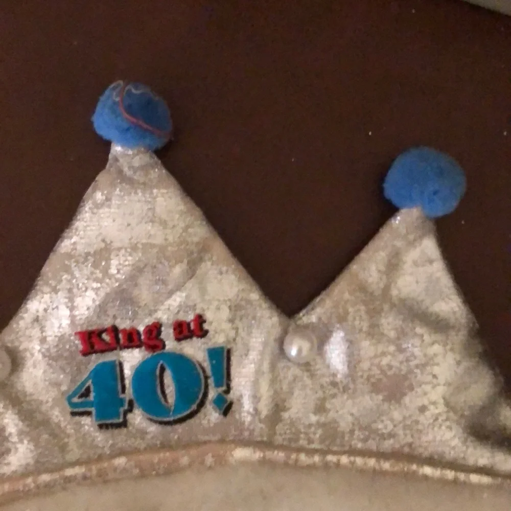 King at 40 Crown